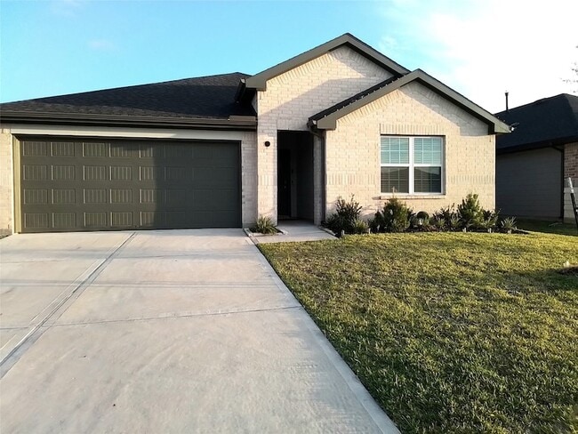 Photo - 31739 Margaret Woods Ln