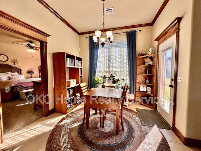 Photo - 1408 SE 6th St