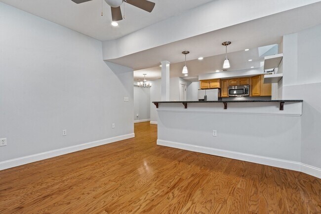 Photo - 15 Strathmore Rd Unit #A