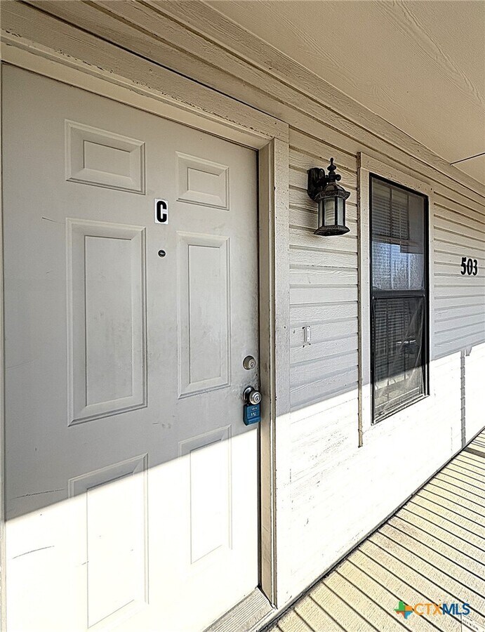 Photo - 503 Bermuda St Unit C