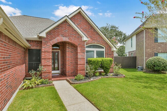 3510 Harbor Pass Ln