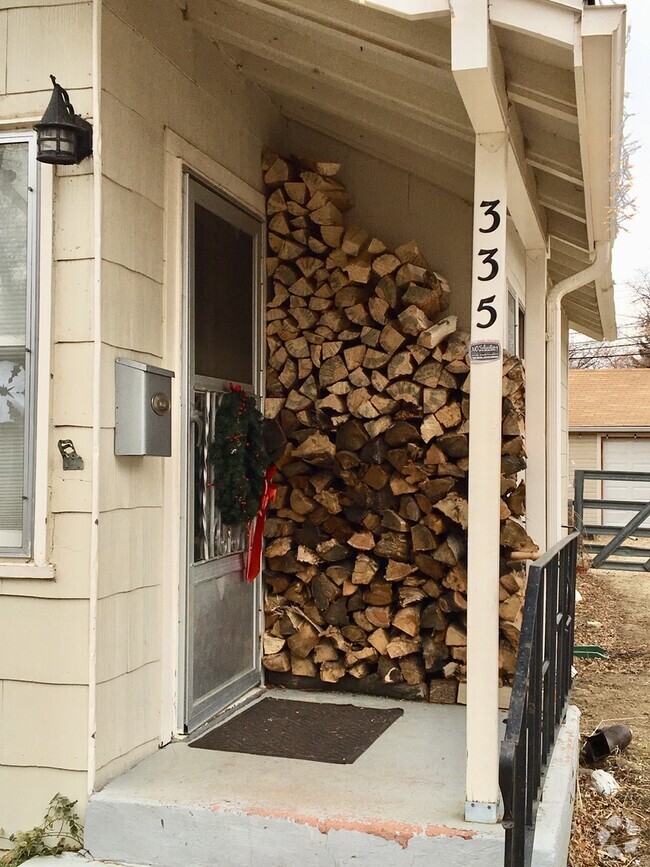 Building Photo - Adorable Cottage in Old Town Longmont with... Rental