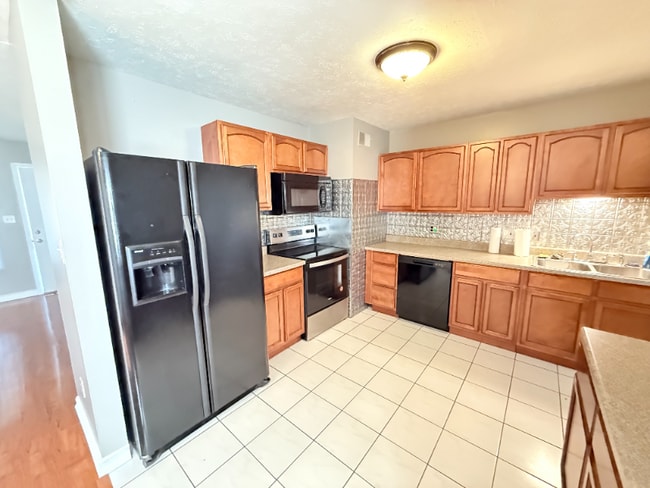 Photo - 1325 Longfellow Dr