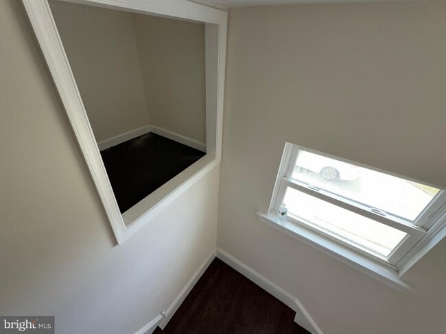 Photo - 1210 Eldridge Ave Unit 2