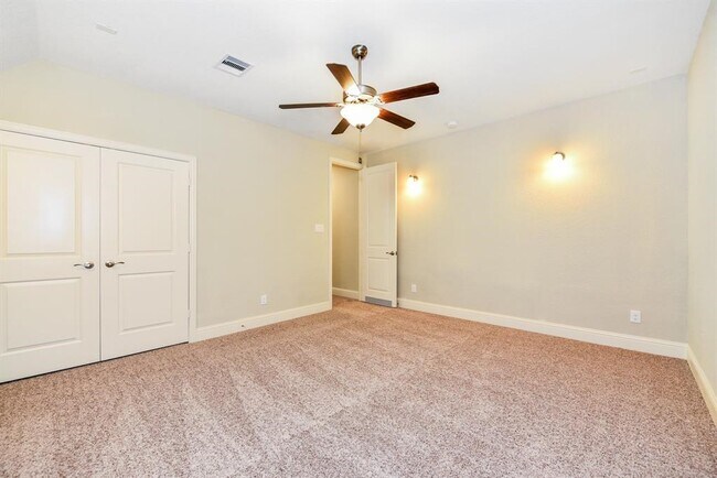 Photo - 137 Skybranch Dr