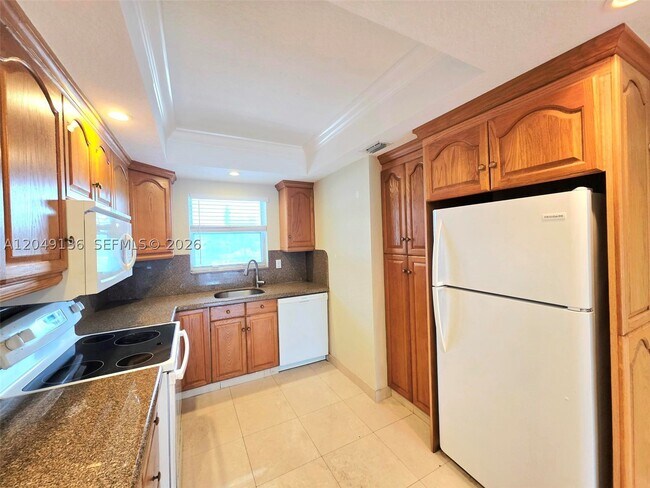 Photo - 1400 NE 57th St Unit 202