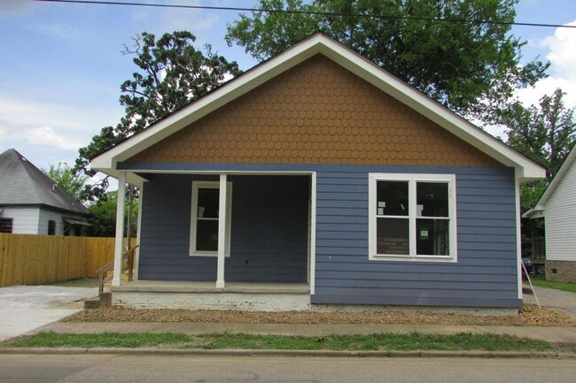 Building Photo - Highland Park Rental!