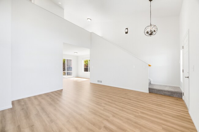 Photo - 2 bed/ 2.5 bath duplex in established neighborhood with corner lot Unit A