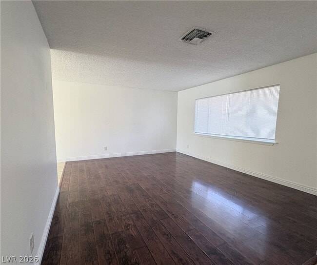 Photo - 1575 Cherokee Ln