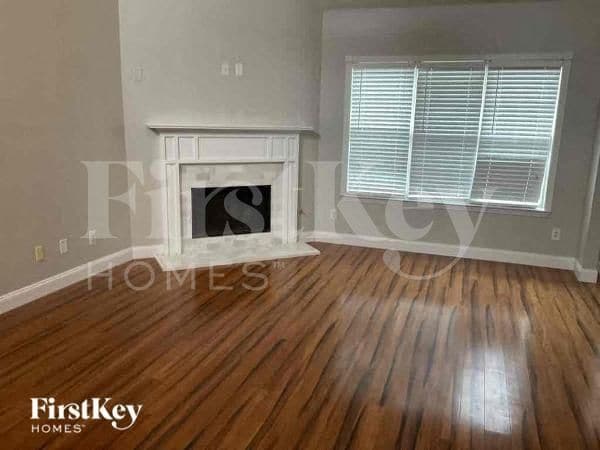 Photo - 3496 English Oaks Dr NW