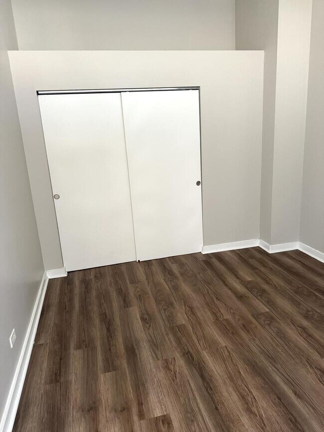 Photo - 1471 N Milwaukee Ave Apartamento Unidad 2R