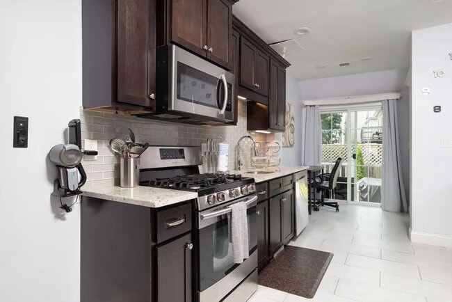 Photo - 810 Broadway-SI ID1511377P Unit SI ID1511377P