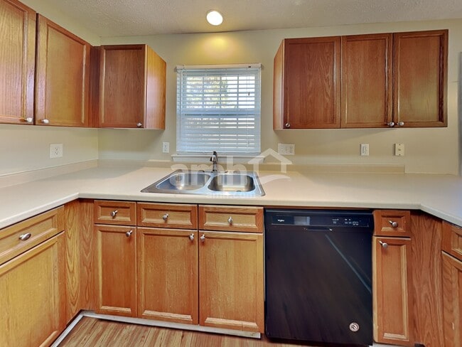 Photo - 2344 Hockett Dr