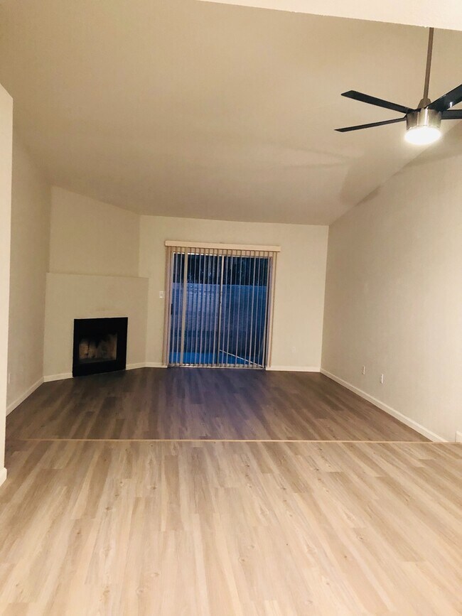 Photo - 2 bed 2 bath Town-home in Central Phoenix!...