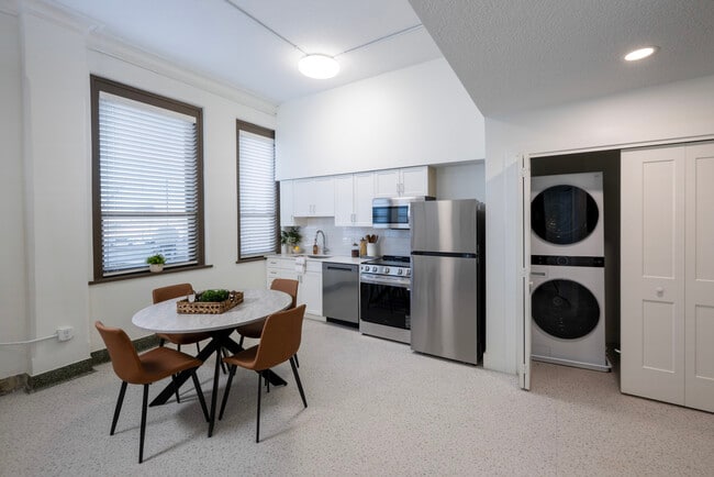 Photo - St Joe Apartments