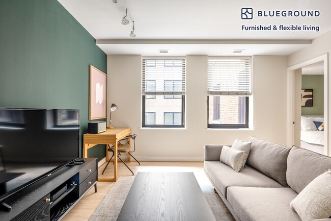 Photo - 733 15th St NW Unidad SI FL3-ID213