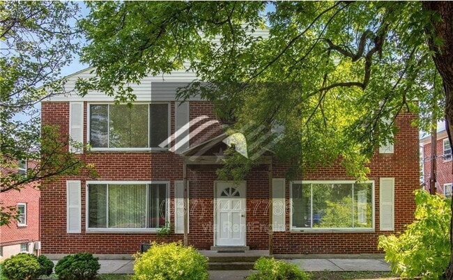 Building Photo - 4278 Catalpa Dr. Unit 2