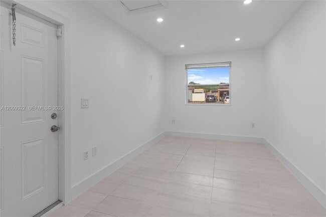 Photo - 1481 SW 49th Ave
