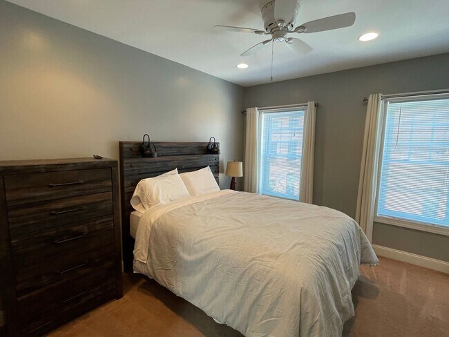 Photo - Charming 2 Bedroom/3.5 Bathroom Townhome i...
