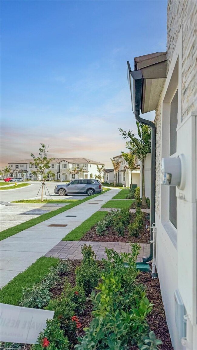 Photo - 2618 SE 29th St