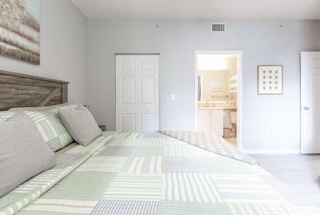 Photo - 780 S Sapodilla Ave Apartment Unit 106