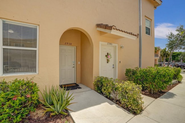 Photo - 2938 Crestwood Ter