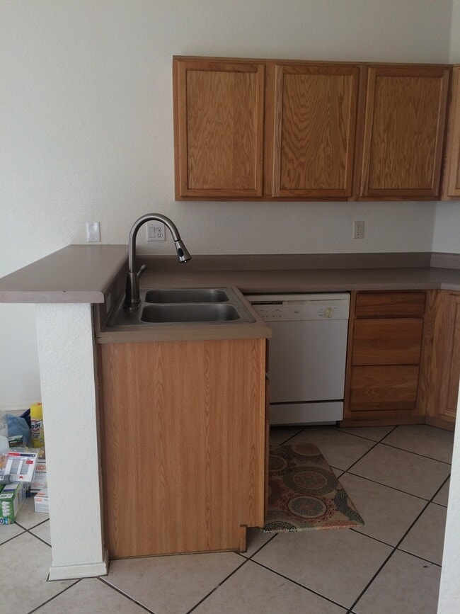 Photo - Under Market Rate! 3 bedroom 2 bath Townho...