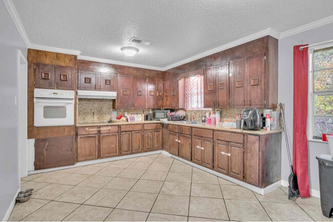 Photo - 1315 Brown St