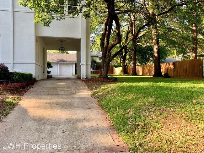 Photo - 4 br, 2.5 bath House - 1040 Blanchard Place