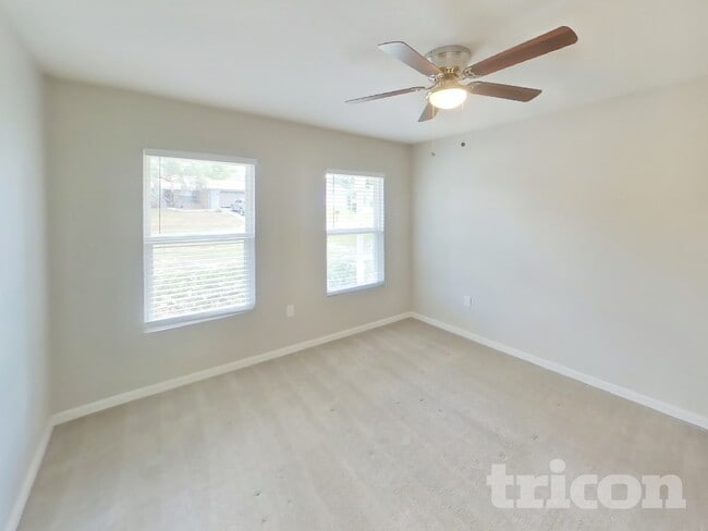 Photo - 2491 Stanton Ave