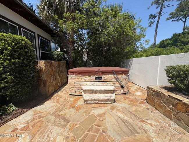 Photo - 5303 Hopetown Ln