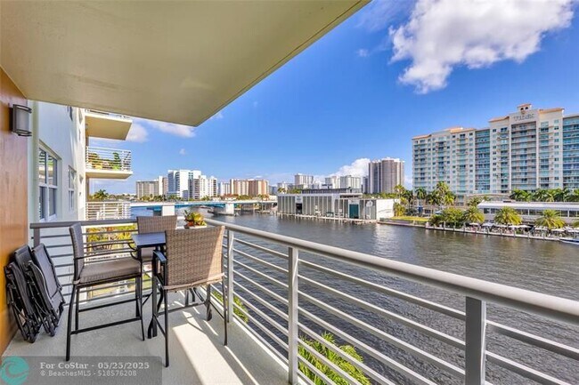 Photo - 2900 NE 30th St Unit 5-L