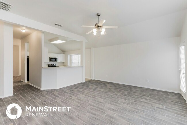 Photo - 1039 Barrymore Ln House