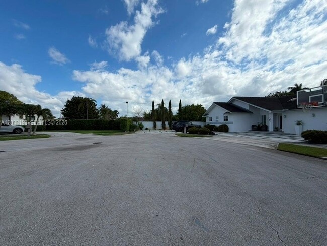 Photo - 3121 SW 140th Ave