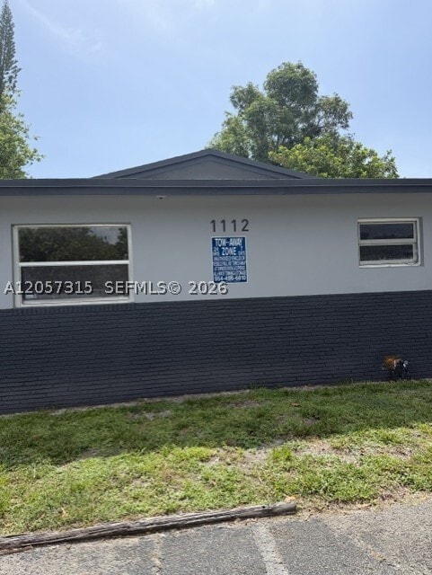 Building Photo - 1112 NW 5th Ct Unit 3
