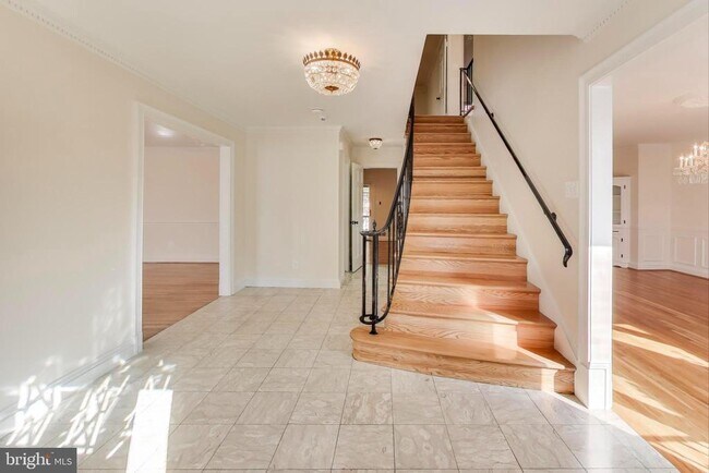 Photo - 4001 N Ridgeview Rd