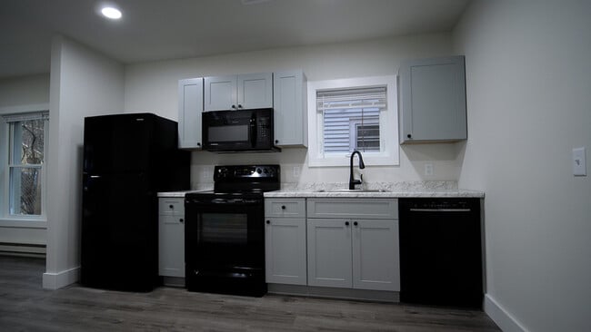 15 Hungerford Terrace Unit 8