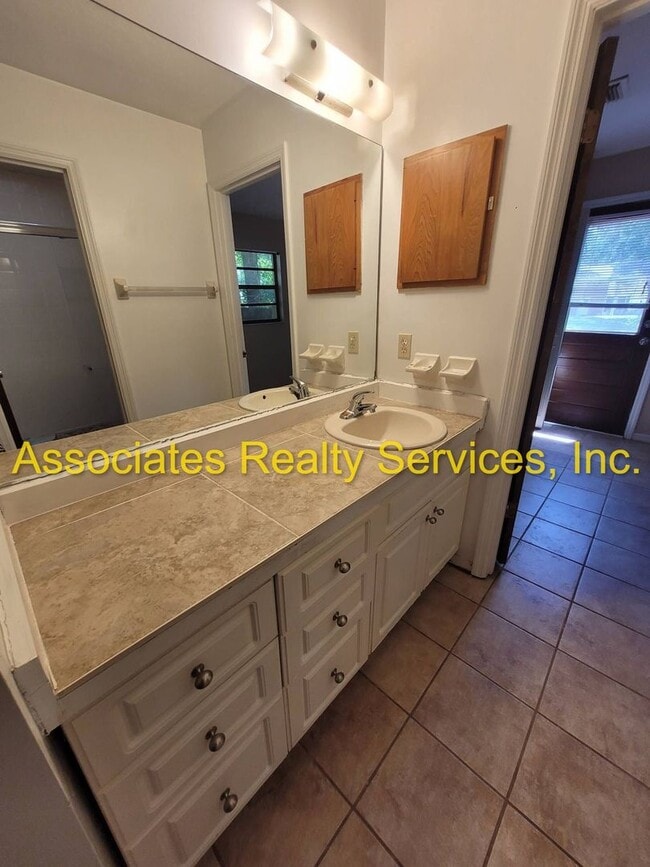 Cute Home In Deer Run, 3br /2ba!!!!!! - Cute Home In Deer Run, 3br /2ba!!!!!!