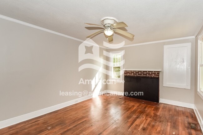 Photo - 302 Arbor Dr