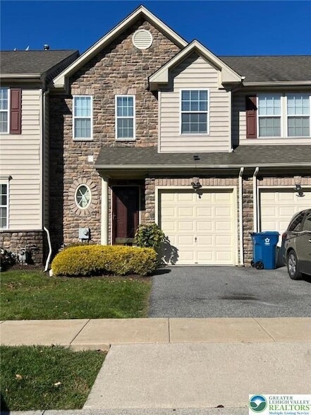 Photo - 211 Auburn Dr Townhome