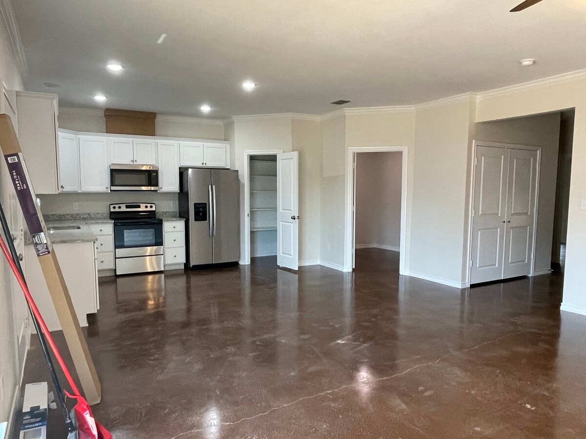 Photo - Hallsville Unit 10