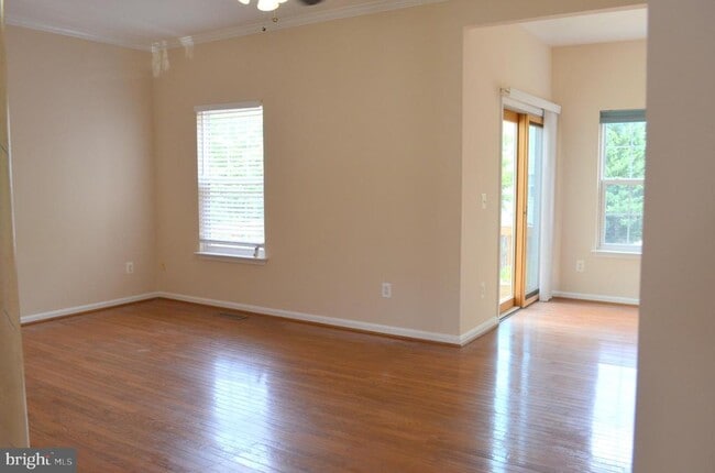 Photo - 43090 Sherbrooke Terrace