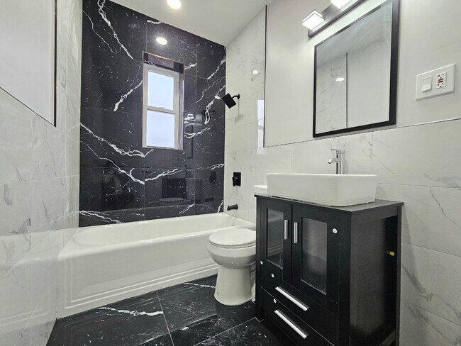 Photo - 1 Dewitt Rd Unit 304