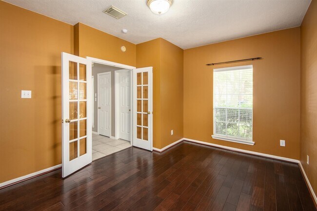 Photo - 6219 Surfside Ln