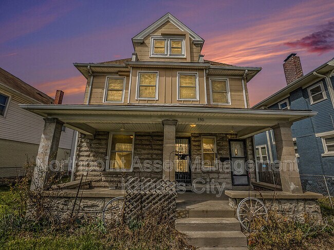 Photo - 330 Wabash Ave