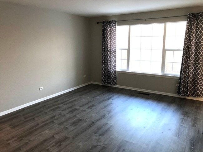 Photo - 928 N Village Dr Unit 1