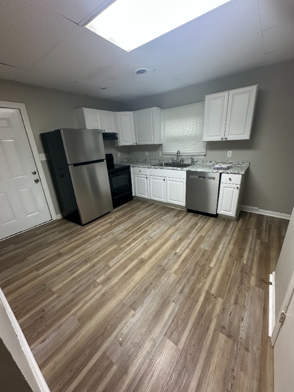 Photo - 219 W Flower St Unidad B2