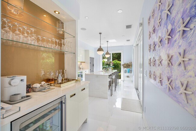 Photo - 106 Beachway Dr