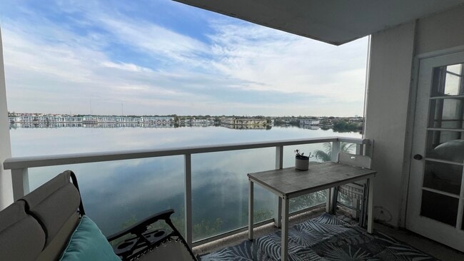 Photo - 1301 NE Miami Gardens Dr Unit 514w