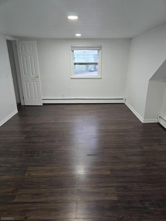 Photo - 18 Donna Dr Unit 2